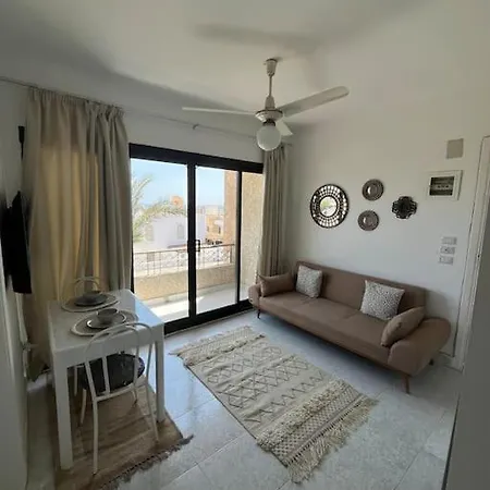 Sea View Cliff Top Apartment